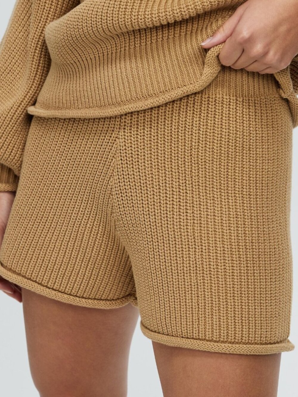 Zulu & Zephyr Chunky Cotton Knit Short - Tan - Size 2